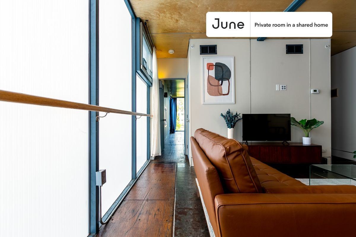 3305 7th St Ne #2B - Photo 4 of 16