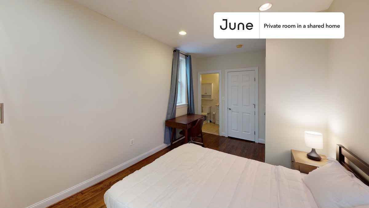 1307 Florida Ave Nw #C - Photo 2 of 17