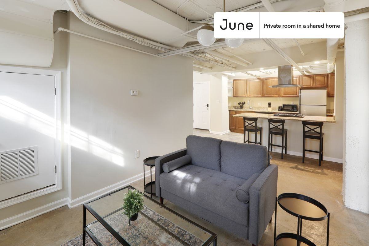 1815 S St Nw #C - Photo 5 of 17
