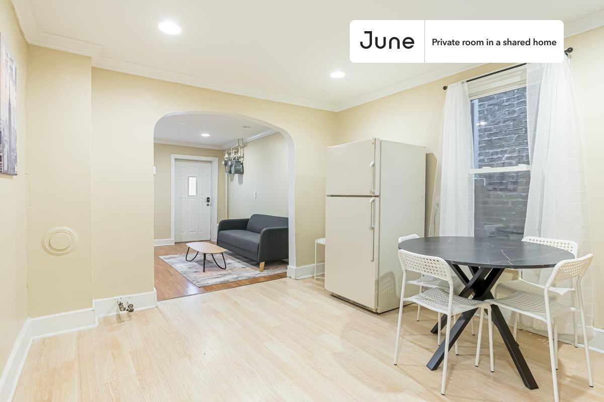 1639 W Superior St #A - Photo 7 of 14