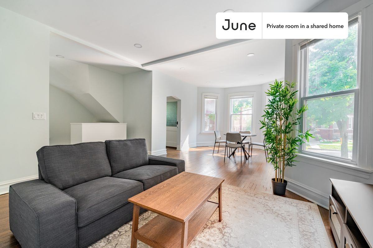 2252 N Lawndale Ave #A - Photo 6 of 20