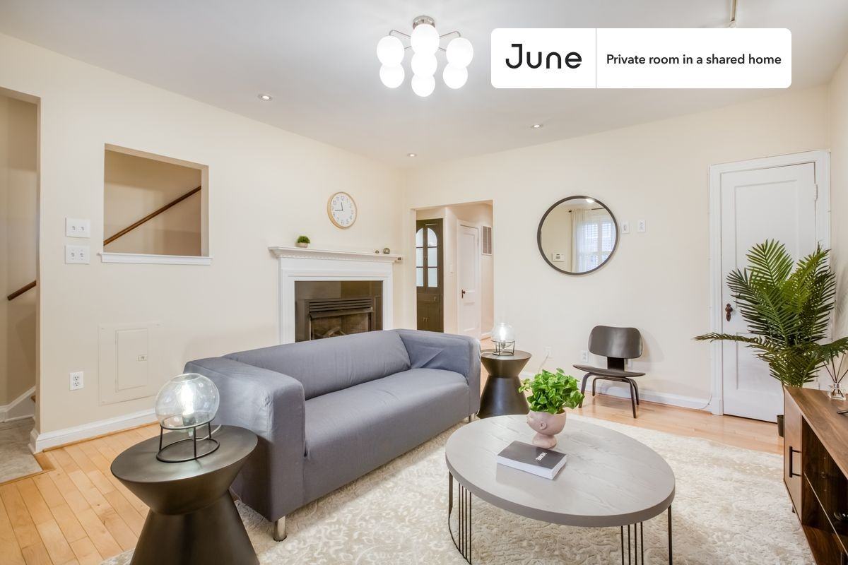 1843 Burke St Se #A - Photo 6 of 16