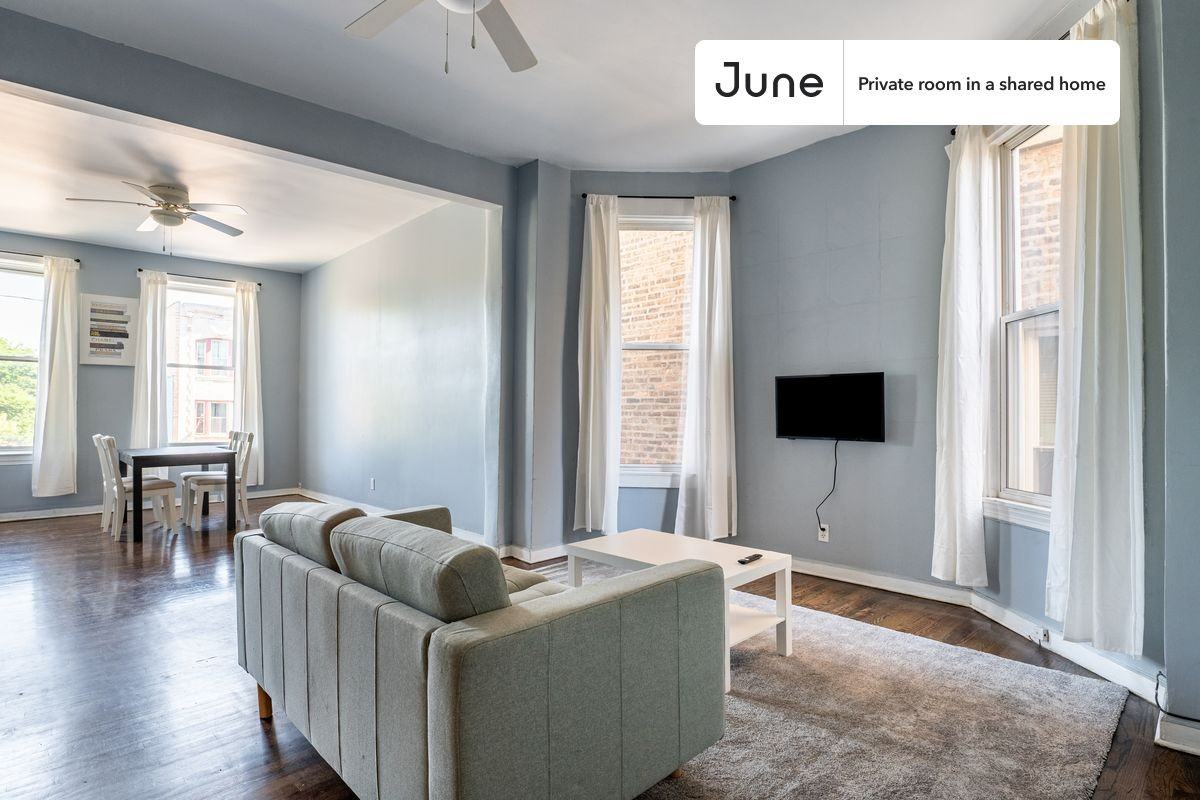 2527 West Division Street #B - Photo 7 of 18