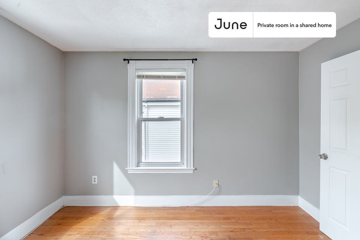 26 Charnwood Rd #A - Photo 5 of 28