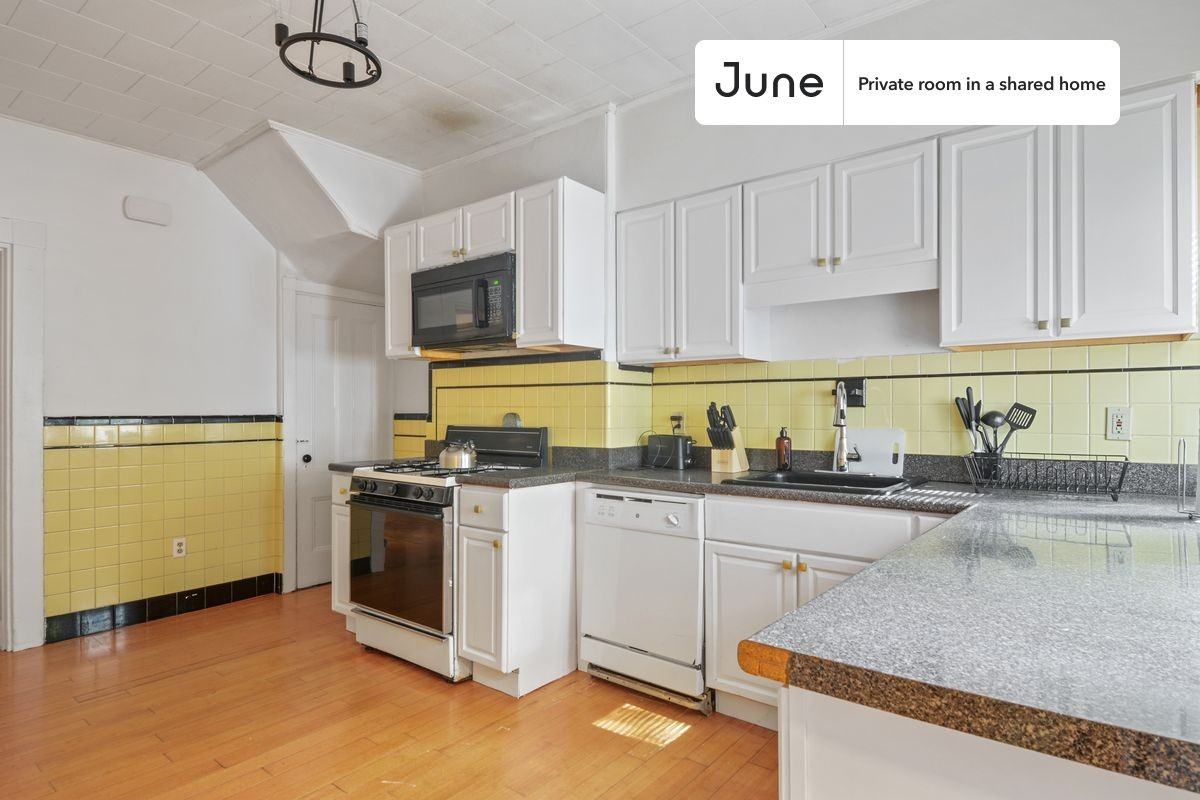 4 Sparhawk St #E - Photo 7 of 12