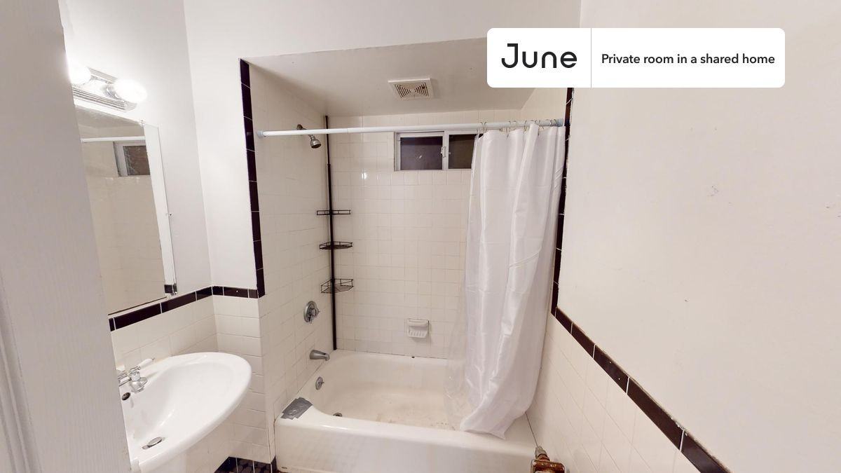 34 Coolidge Rd #E - Photo 6 of 11
