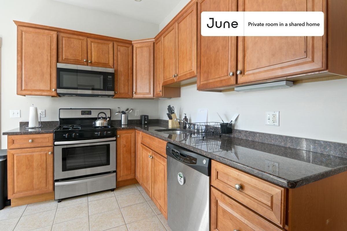 155 Prospect St #B - Photo 7 of 11