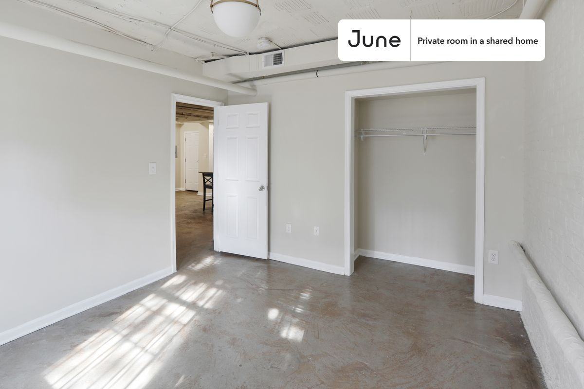 1815 S St Nw #E - Photo 5 of 21