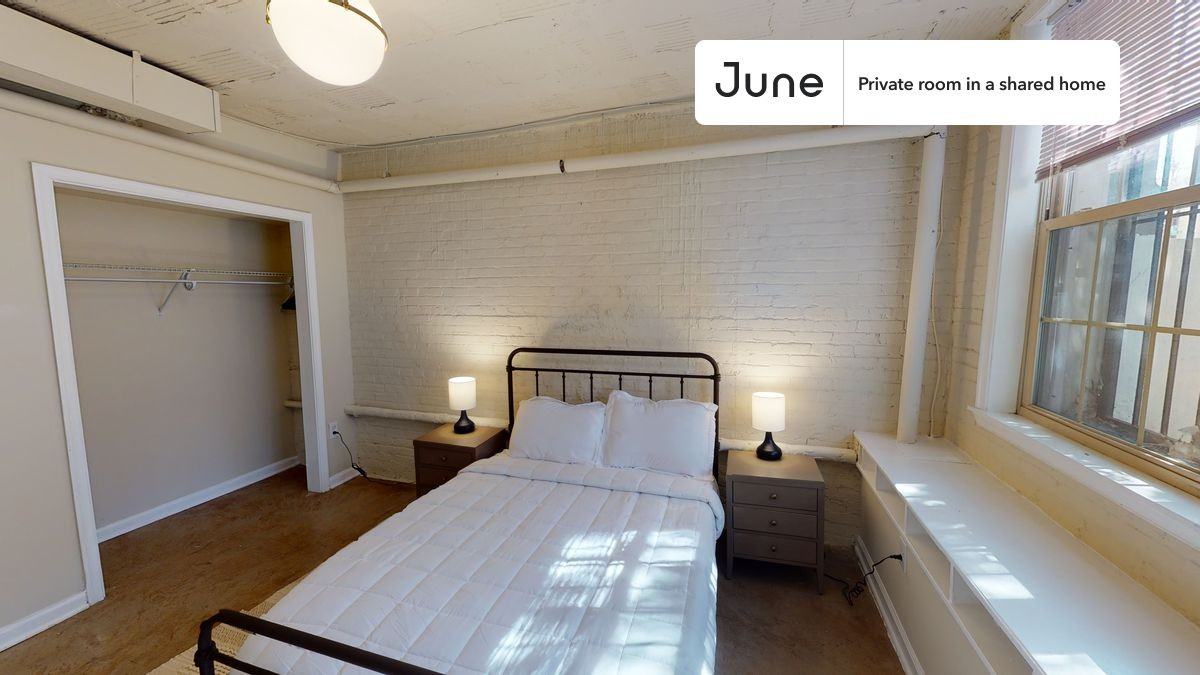 1815 S St Nw #E - Photo 6 of 21