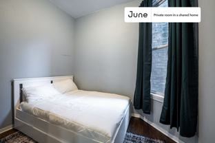 2527 W Division St #C - Photo 1 of 1