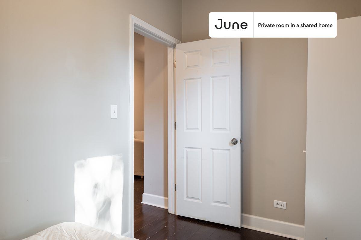 1847 W Armitage Ave #C - Photo 4 of 24