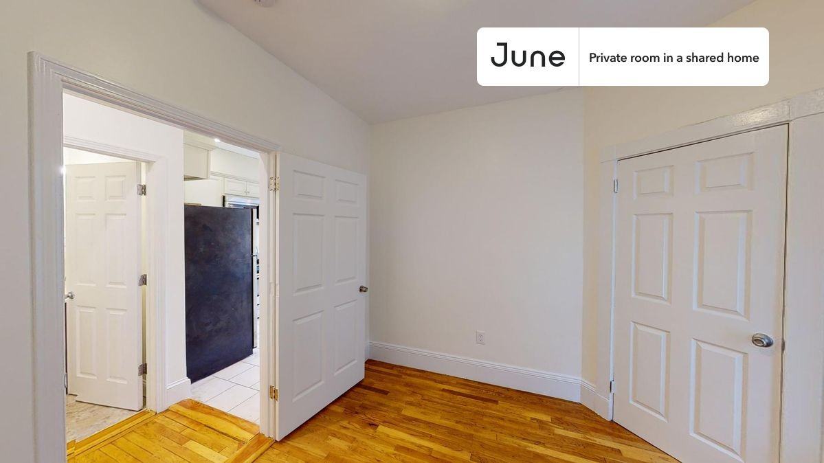 21 Rossmore St #C - Photo 4 of 18