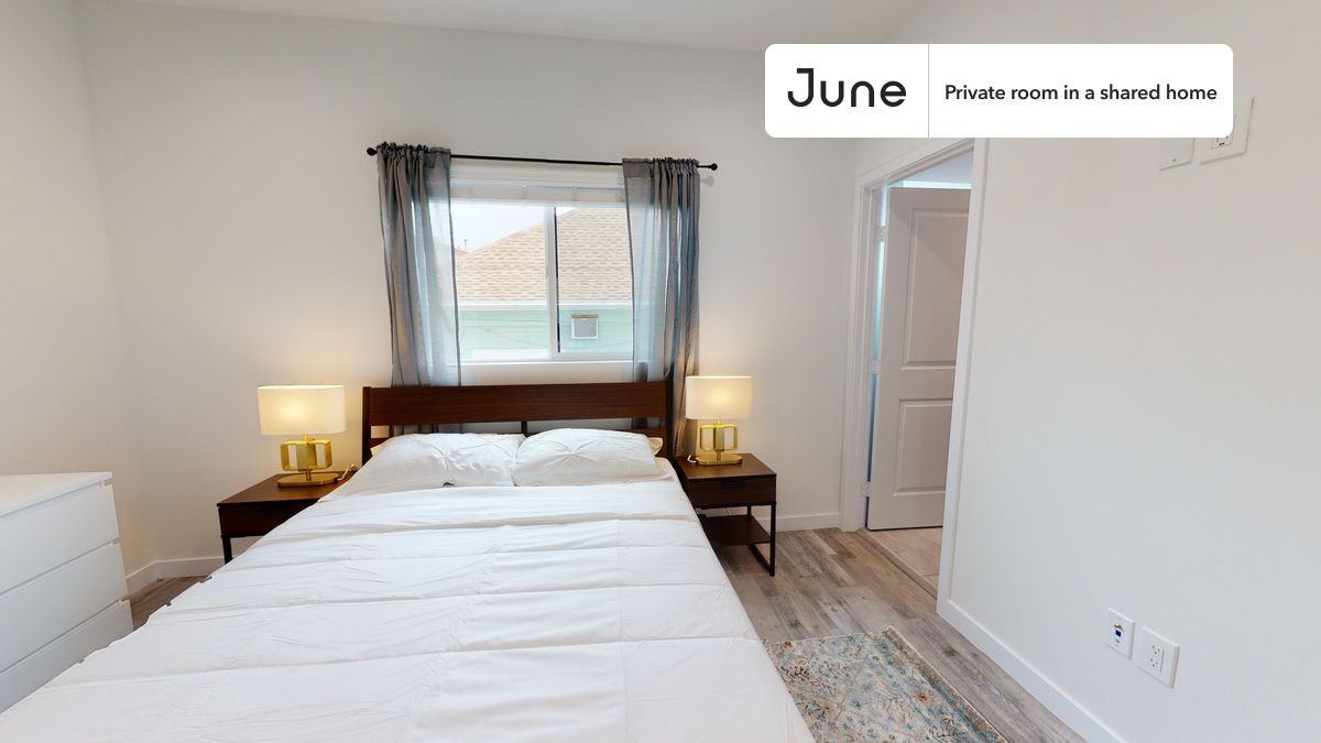 632 N Boyle Ave #E - Photo 6 of 21