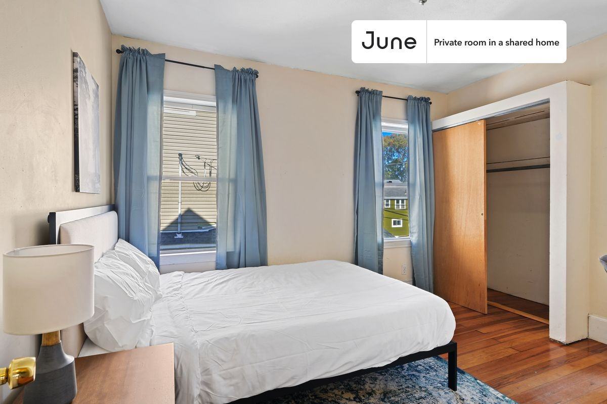 30 Royal Street #D - Photo 2 of 15