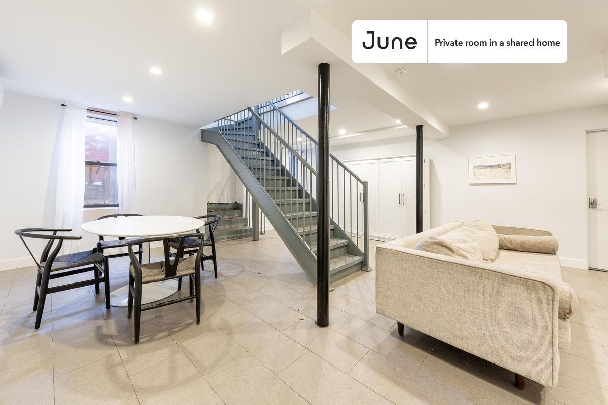 6047 68th Ave #A - Photo 7 of 15