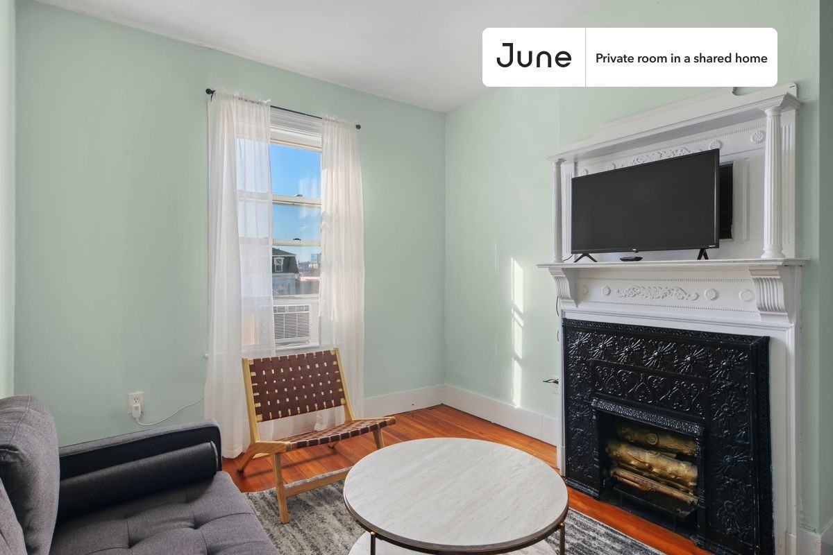 11 Linden St #B - Photo 7 of 15