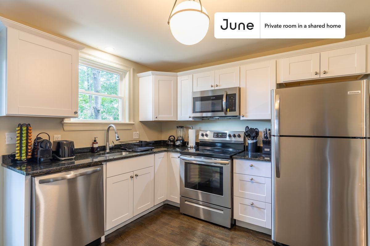 104 Academy Hill Rd #B - Photo 6 of 13