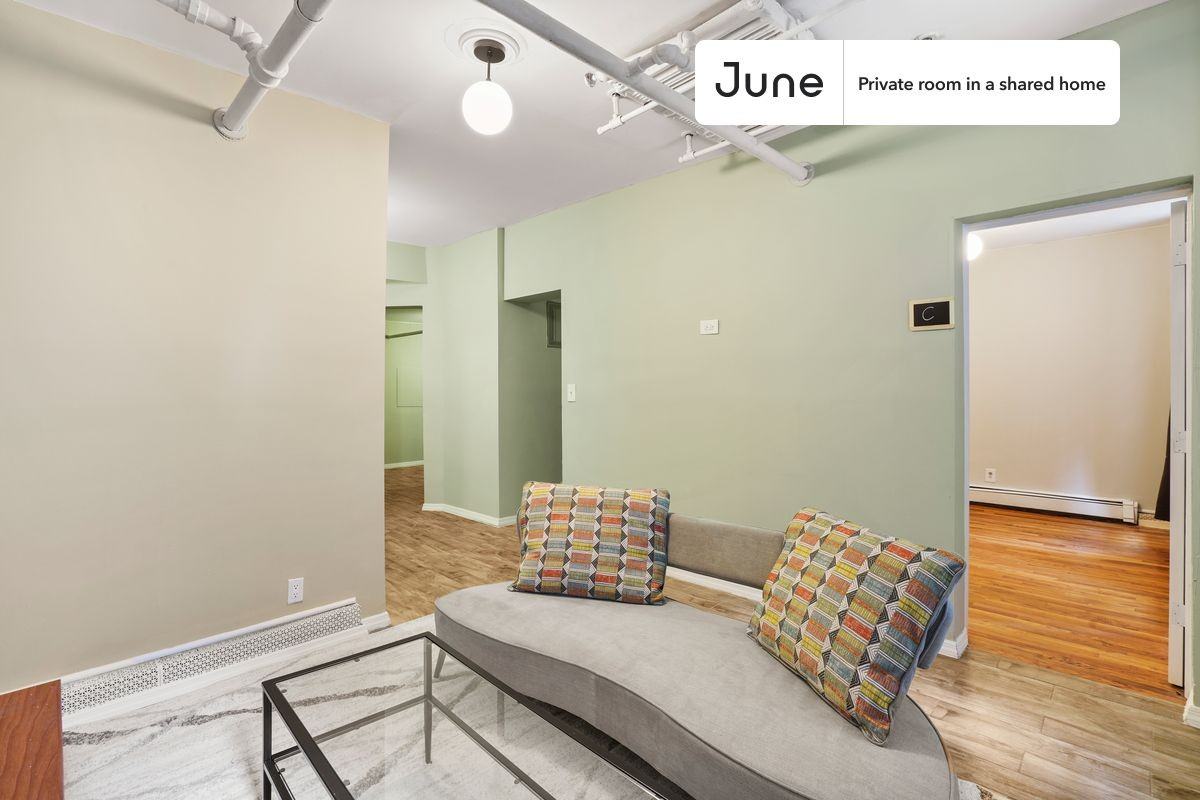 188 Claremont Ave #A - Photo 5 of 14