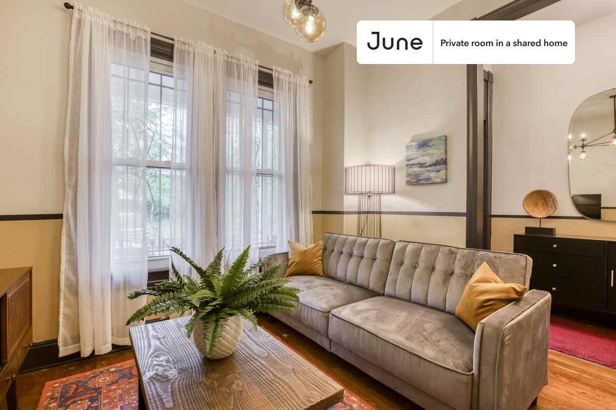 735 Girard St Nw #2D - Photo 6 of 17