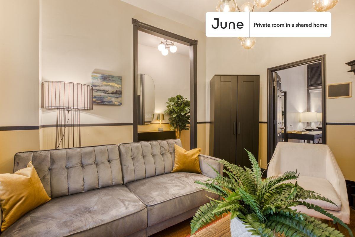 735 Girard St Nw #2D - Photo 7 of 17