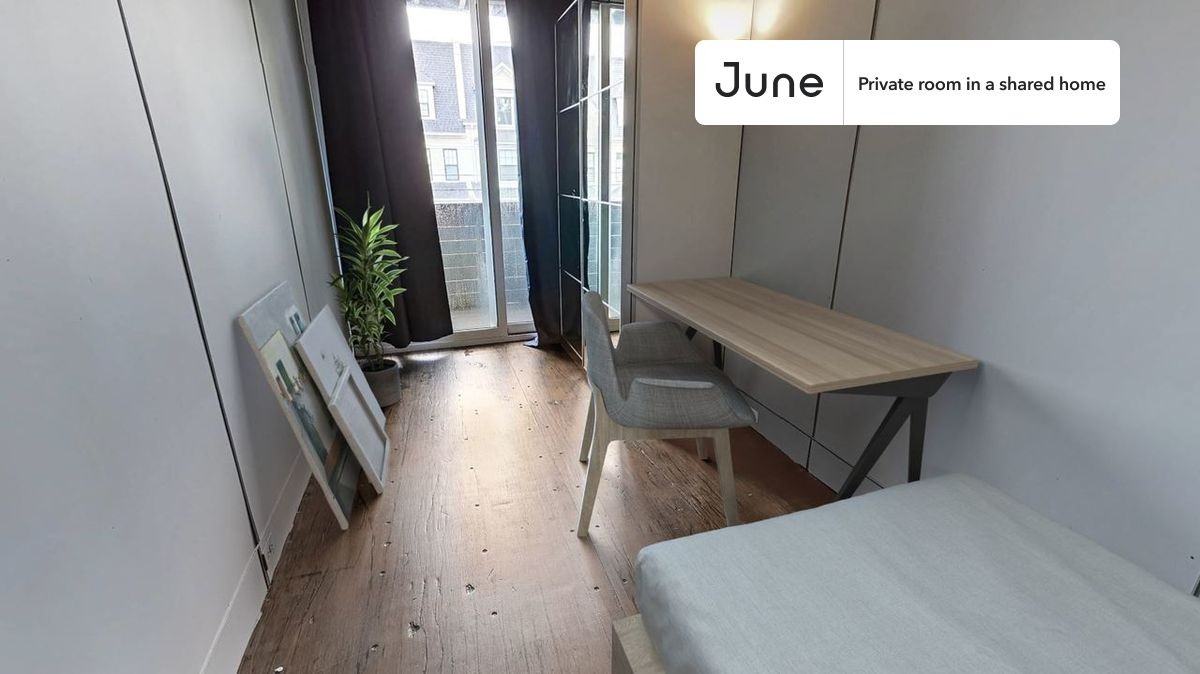 3305 7th St Ne #4E - Photo 4 of 20