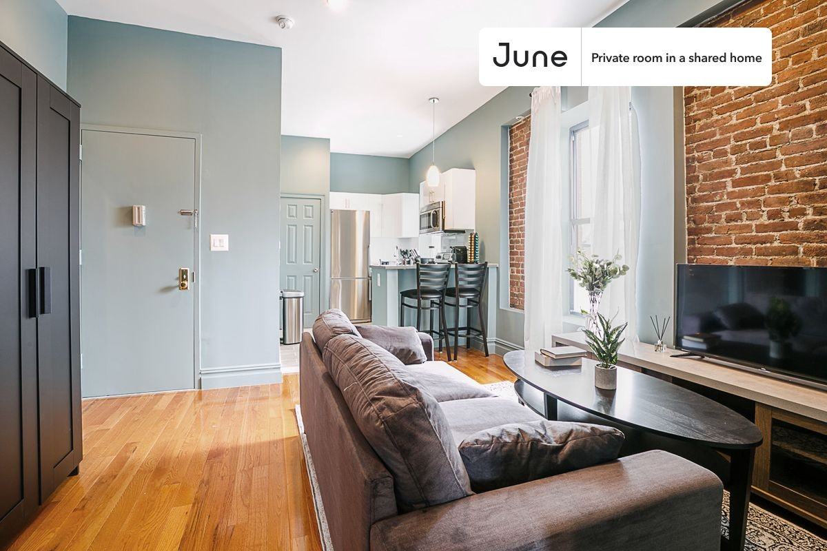 941 Columbus Ave #B - Photo 5 of 11