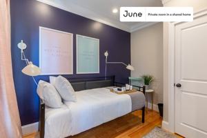 featured image of 33 N Margin St #C