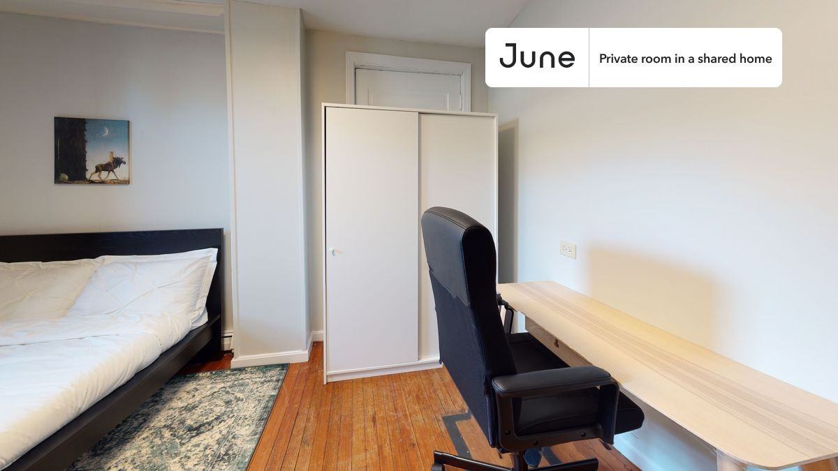 1418 Beacon St #A - Photo 5 of 18