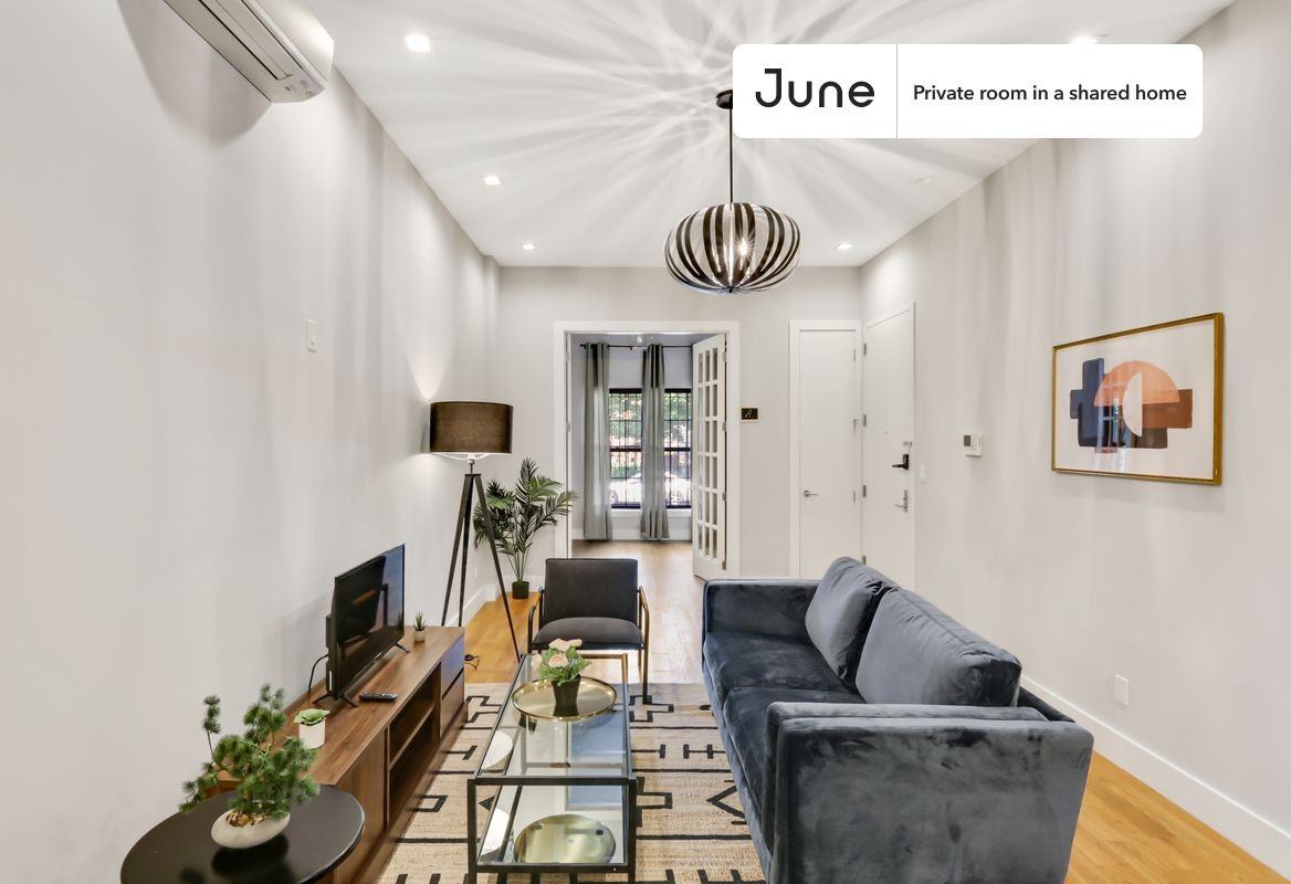 1226 Bedford Ave #D - Photo 4 of 19