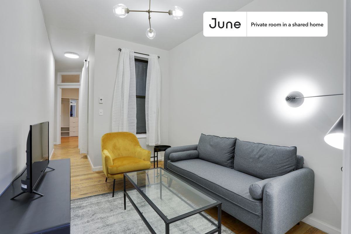 136 W 109th St #C - Photo 5 of 15