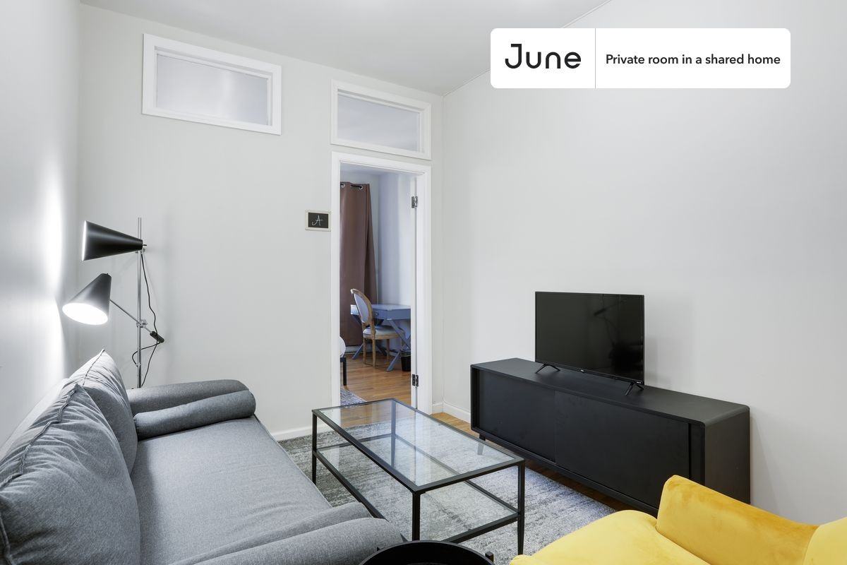 136 W 109th St #C - Photo 7 of 15