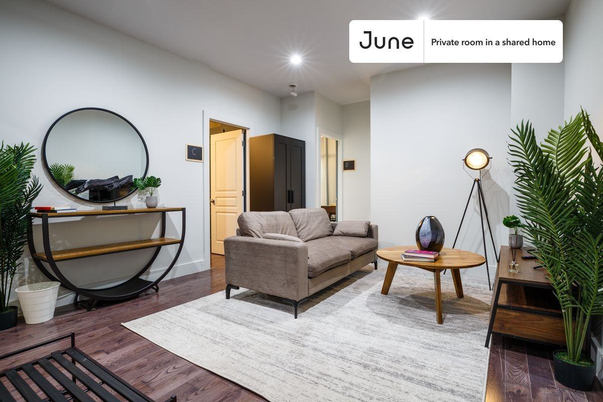 285 Saint Nicholas Ave #C - Photo 4 of 10