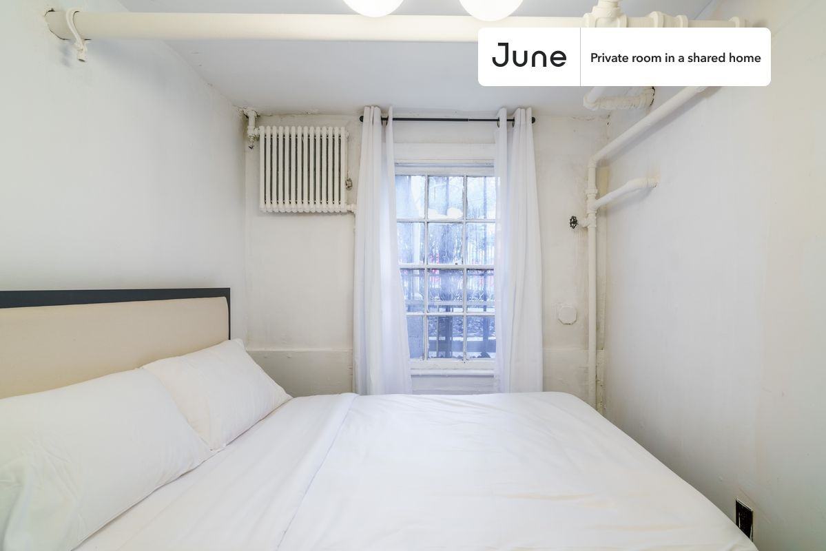 260 Lafayette Ave #D - Photo 2 of 13