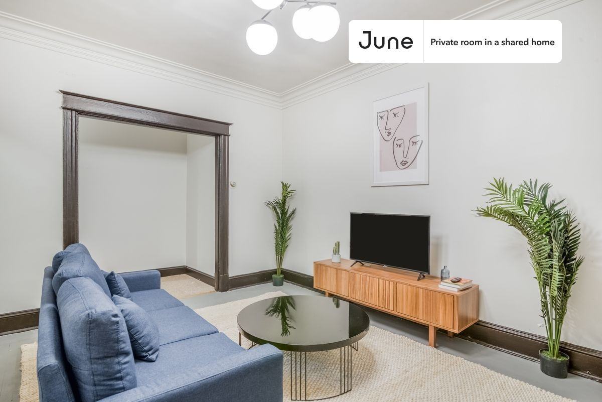 2716 Woodley Place Northwest #B - Photo 6 of 13