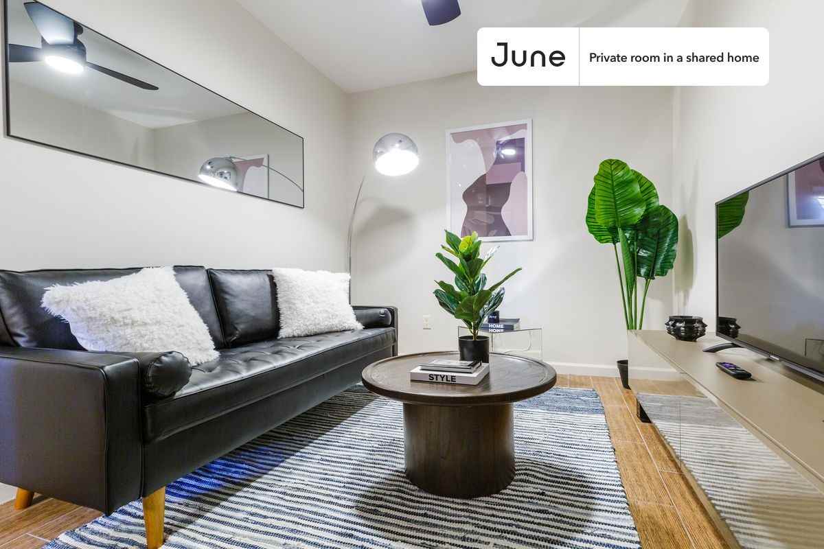 7 Eldridge St #A - Photo 4 of 10