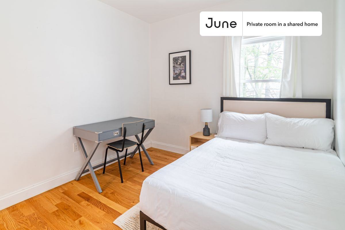 29 Alston St #C - Photo 2 of 17