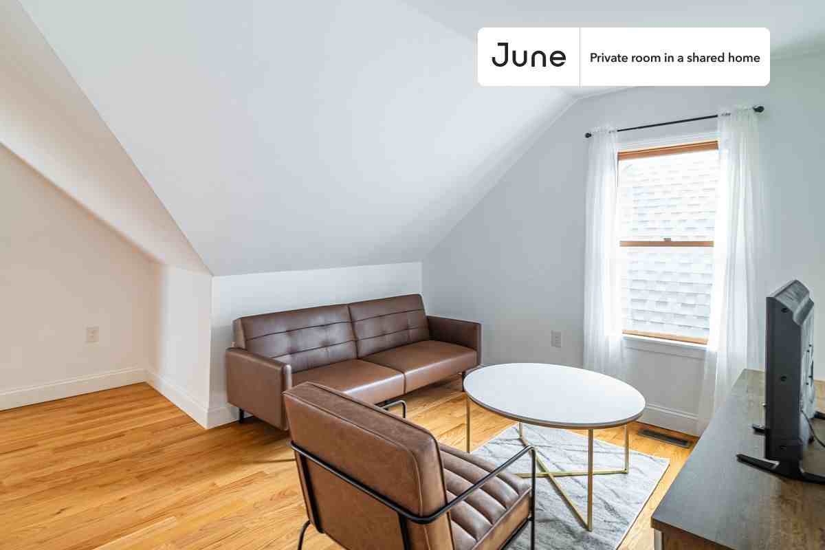 29 Alston St #E - Photo 7 of 18