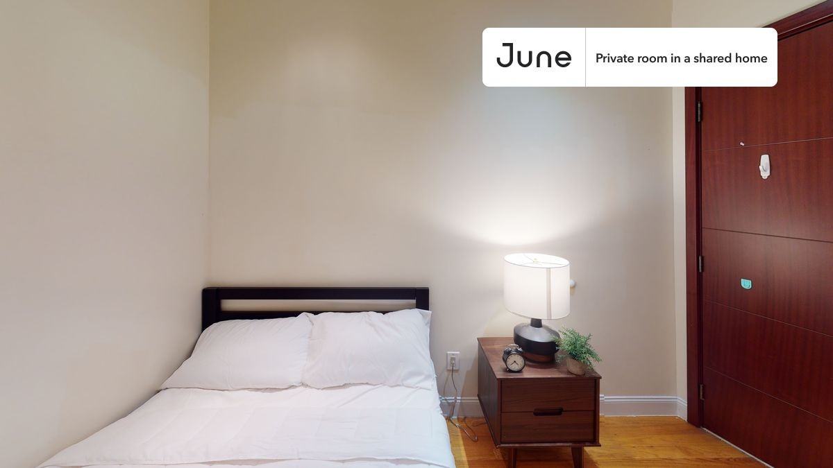 235 W 109th St #D - Photo 2 of 12