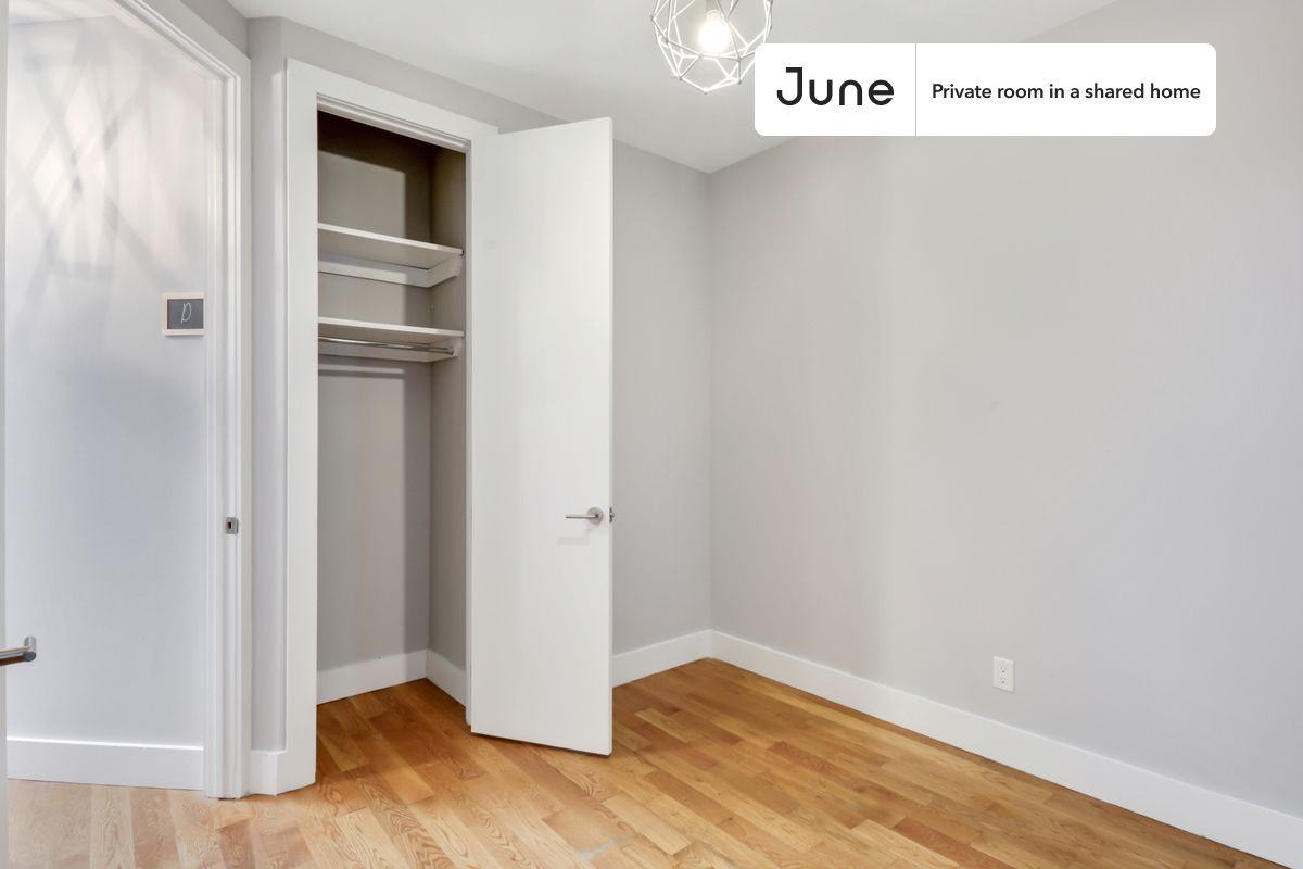 1226 Bedford Ave #D - Photo 2 of 19