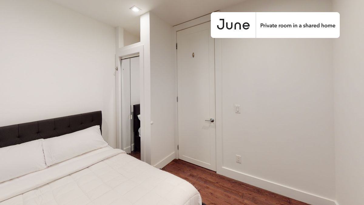 4 Saint Nicholas Ter #C - Photo 6 of 14