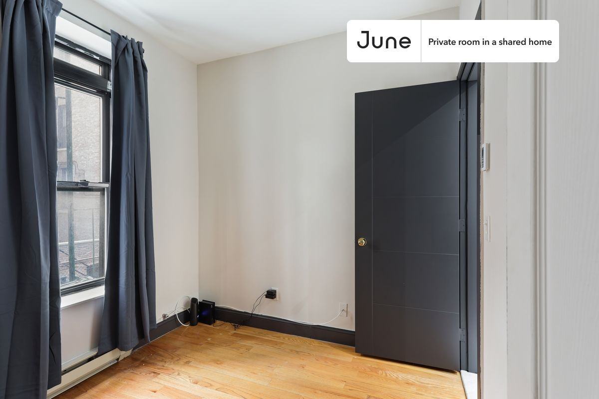 207 W 109th St #C - Photo 2 of 13