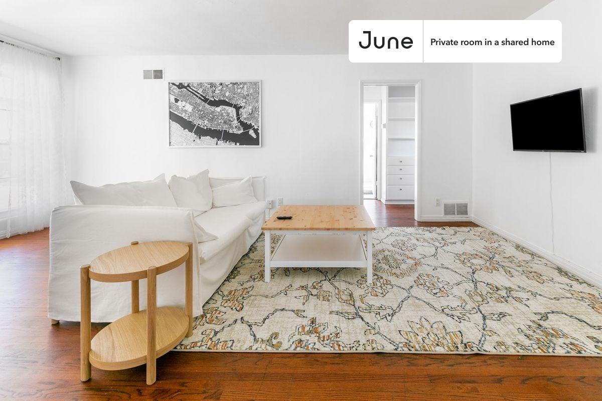 5634 Mary Lane Drive #D - Photo 6 of 21