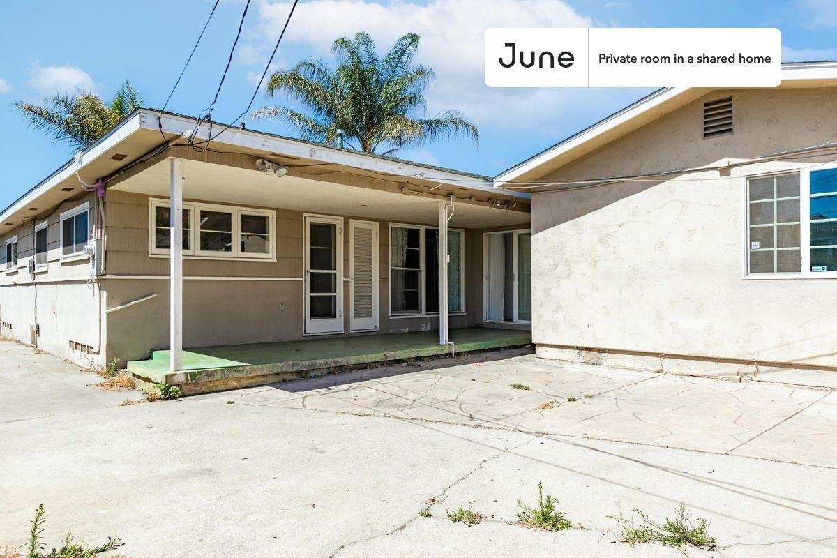 5634 Mary Lane Dr #D - Photo 6 of 13