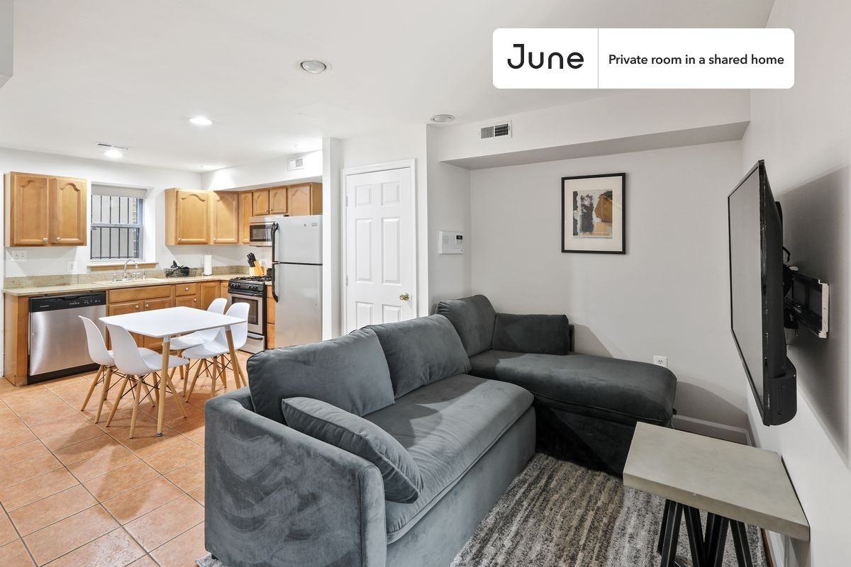 541 Florida Avenue Northwest #A - Photo 6 of 18