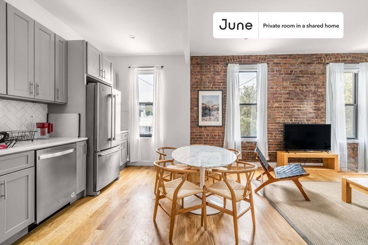 6047 68th Ave #A - Photo 6 of 18