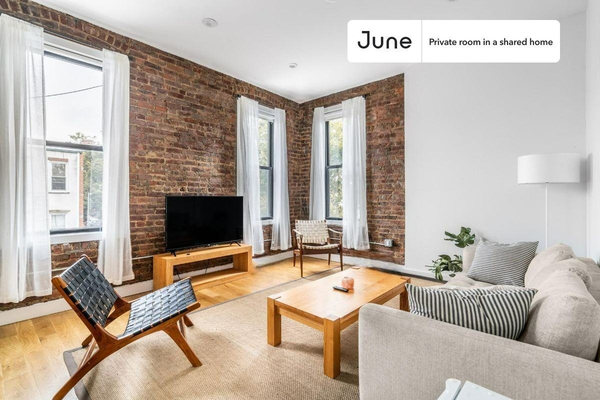 6047 68th Ave #A - Photo 7 of 18