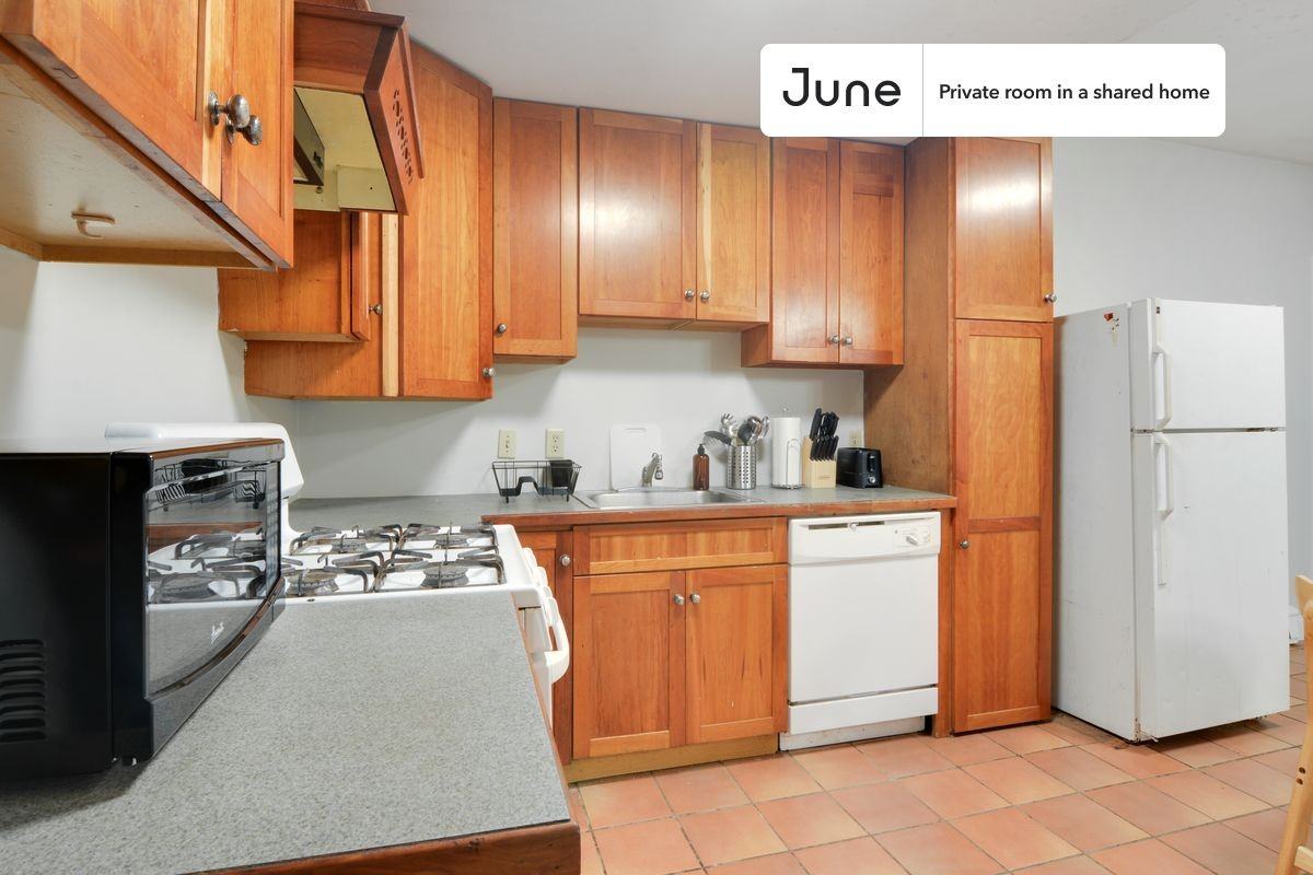 17 Cummings Rd #B - Photo 7 of 11