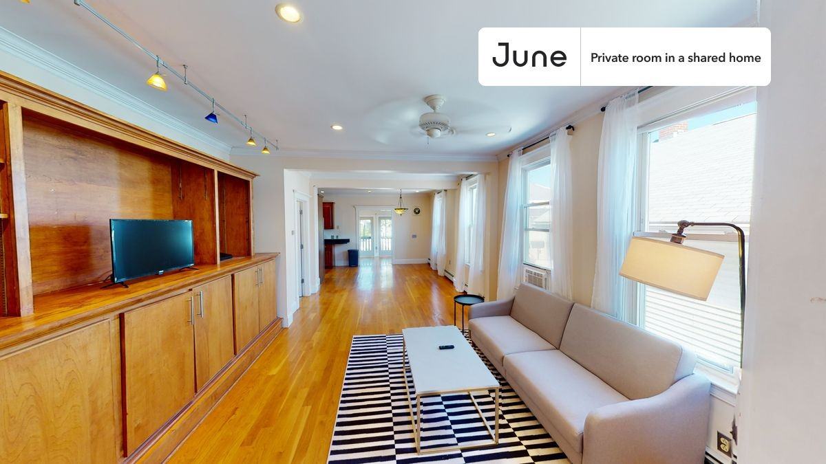 29 Spring Garden St #A - Photo 7 of 23