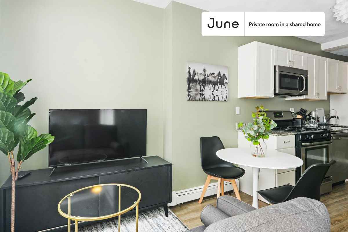 36 N Bennet St #C - Photo 4 of 11