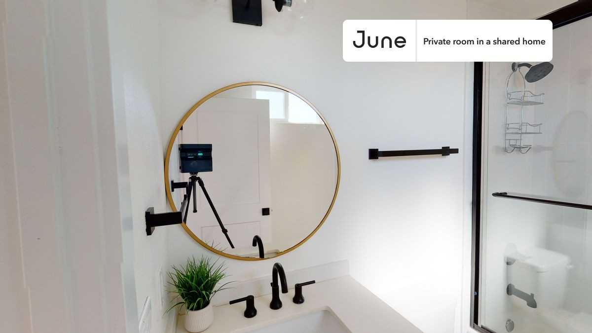 1740 1/2 S New England St #D - Photo 6 of 16